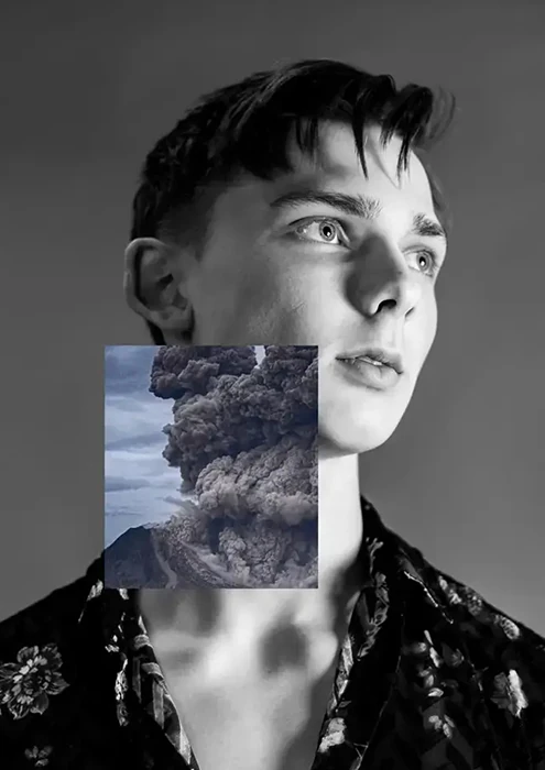 Photomontage d’un volcan en éruption sur un portrait en noir et blanc, exercice Photoshop de la formation courte en graphisme chez bo école